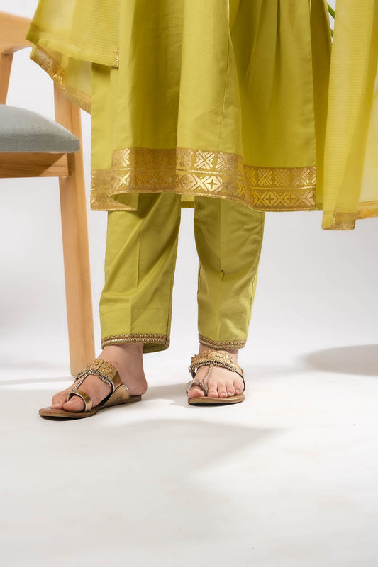 Girls Eid Dress | Perot Green & Gold | Casual Plus 3 Piece Suit  | Cotton Foil Printed | GBD-03399